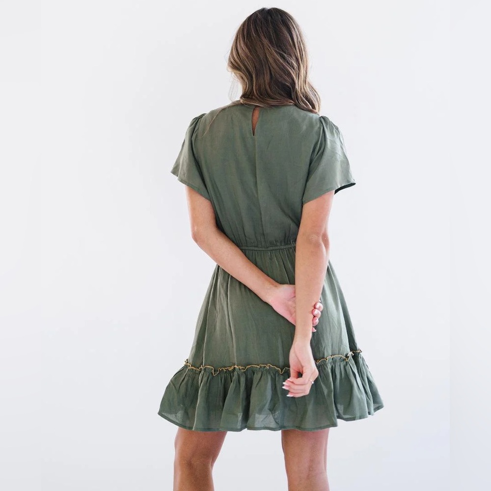 FEHRNVI Cammy Short Sleeve Floral Embroidered Dress Olive Green Cottage Large - Picture 8 of 16